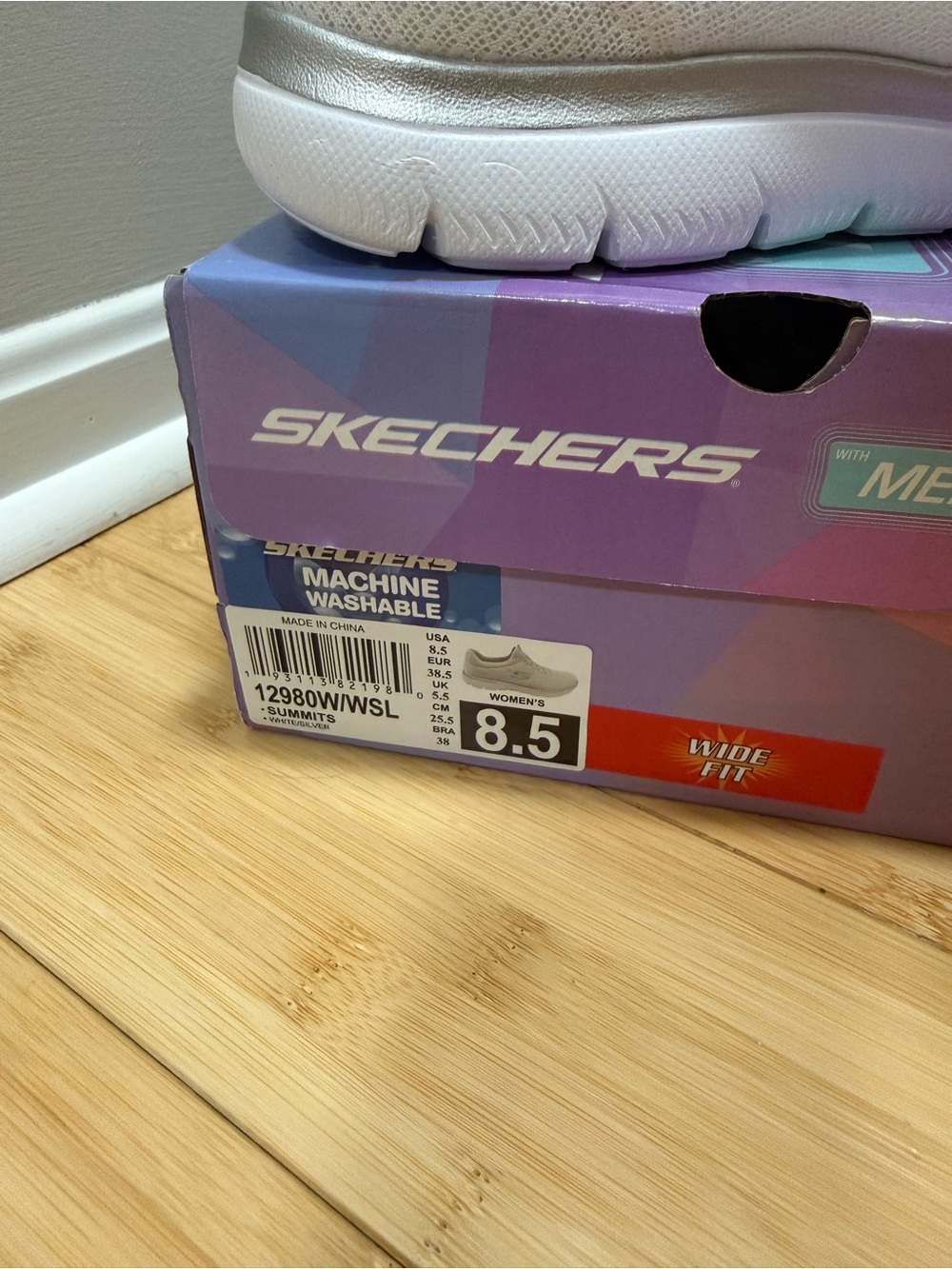 Skechers White Women's Slip-On Athletic Sneakers (please read) - Picture 5 of 5